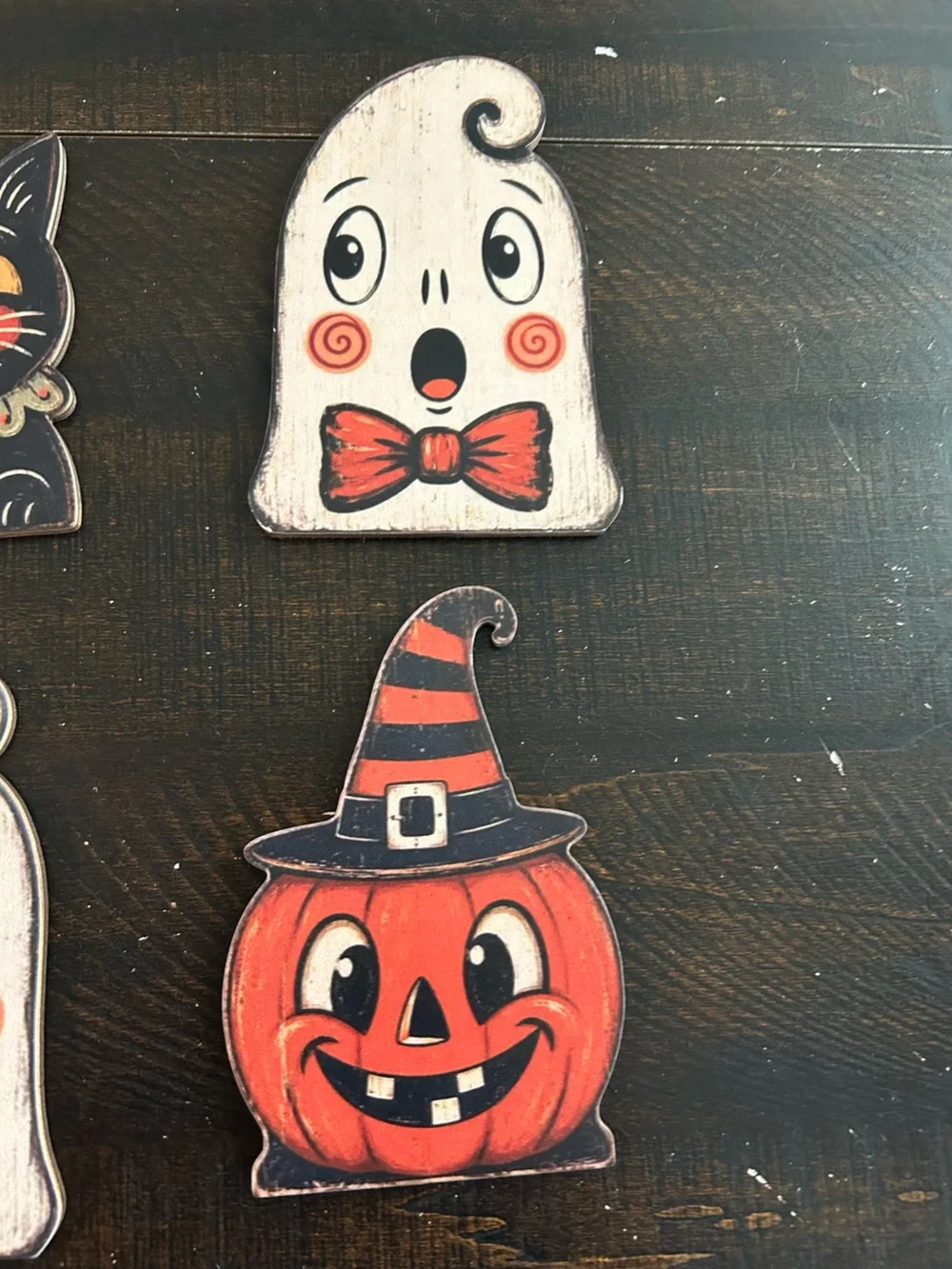 Vintage Wooden Halloween Tiered Tray Decor .